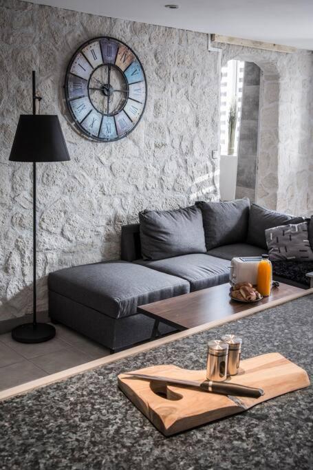 Les 4 Chenes - T2 Refait A Neuf Apartment Le Pont-de-Beauvoisin Ngoại thất bức ảnh